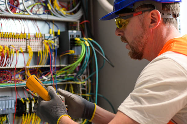 Best Local Electrician Companies  in Fair Oaks, GA